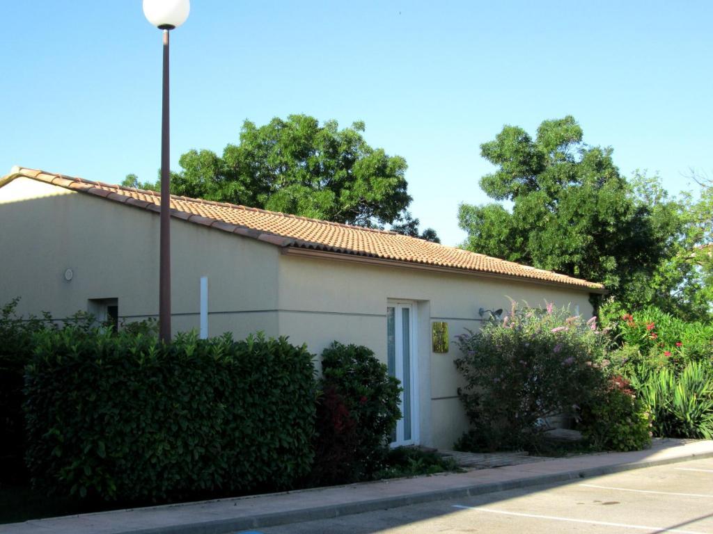 Hotel Ariane Istres Habitación foto